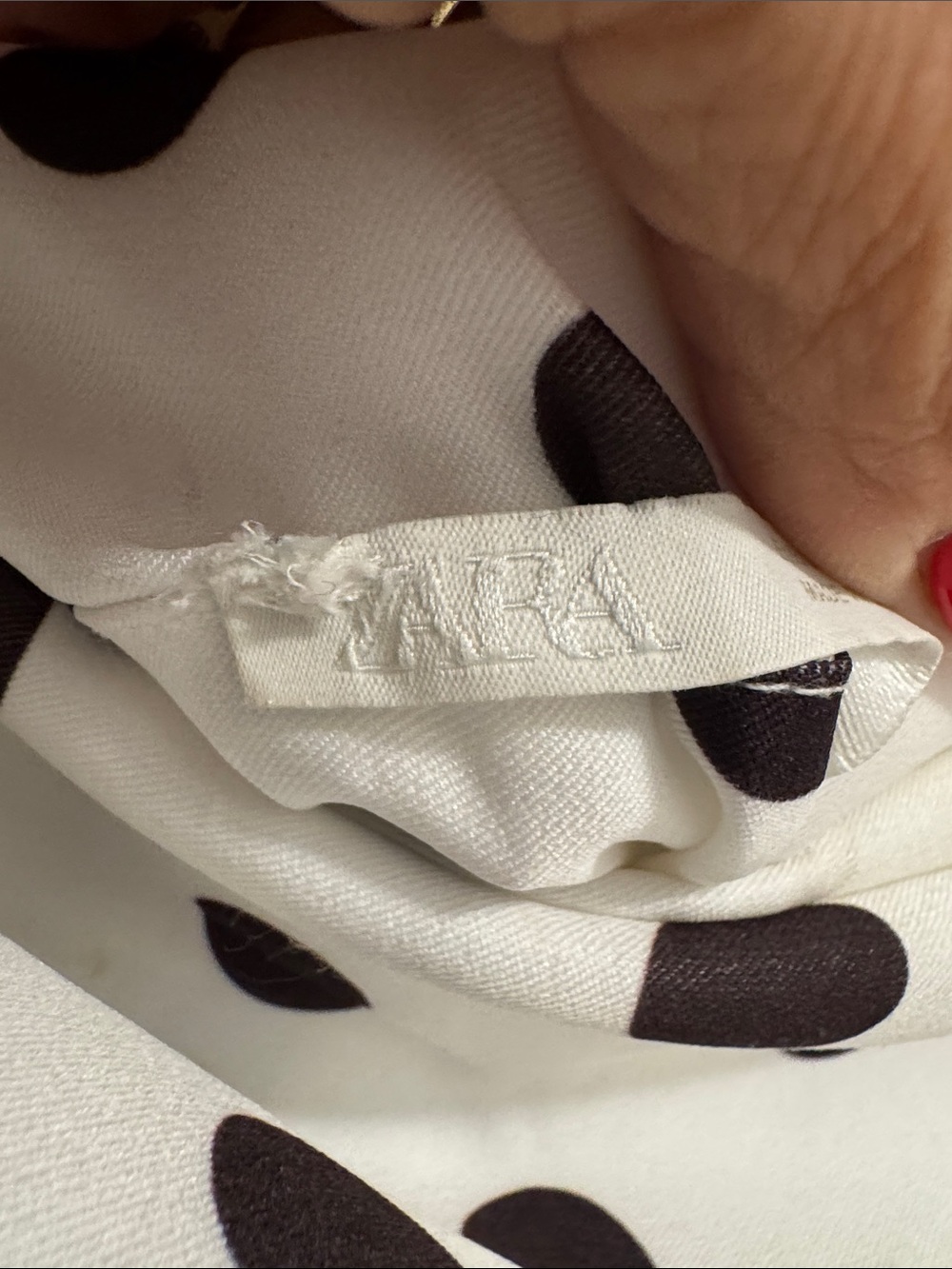 Zara White Satin cropped sleeveless blouse  with Black Polka Dots - Picture 4 of 8